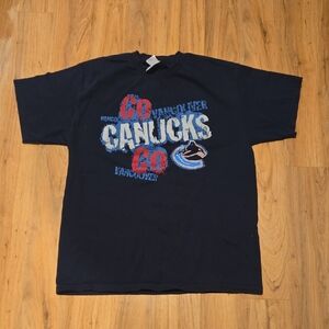Vintage Vancouver Canucks Navy Blue Graphic T-Shirt